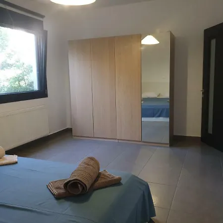 Apartment Aphrodites House *